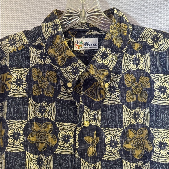 Reyn Spooner Hawaiian Aloha Shirt Blue White Tan Floral Cotton/Poly Sz XL - Picture 3 of 12